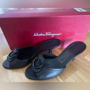 Salvatore Ferragamo Women‘s 5 1/2 Calf Leather